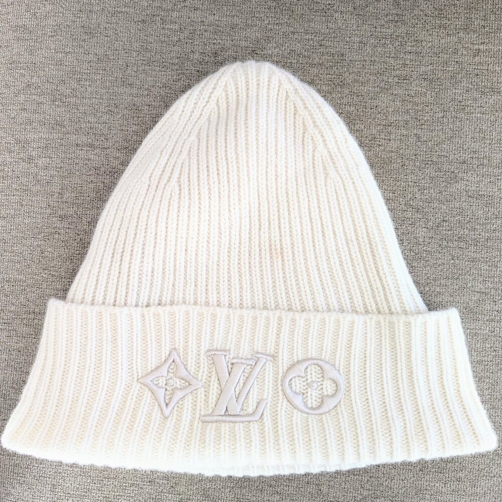 Louis Vuitton Headline Beanie with Gift Bag
